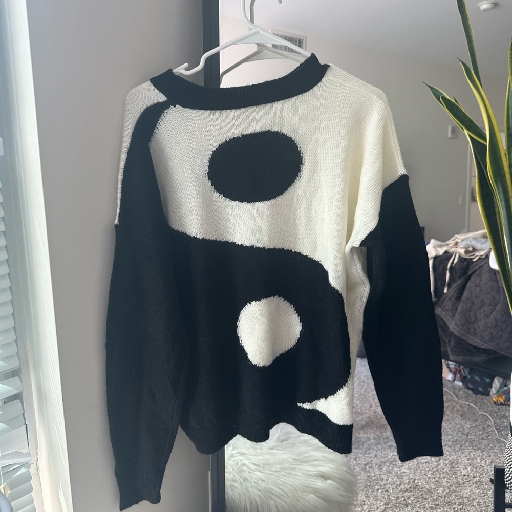 Yin & Yang Sweater